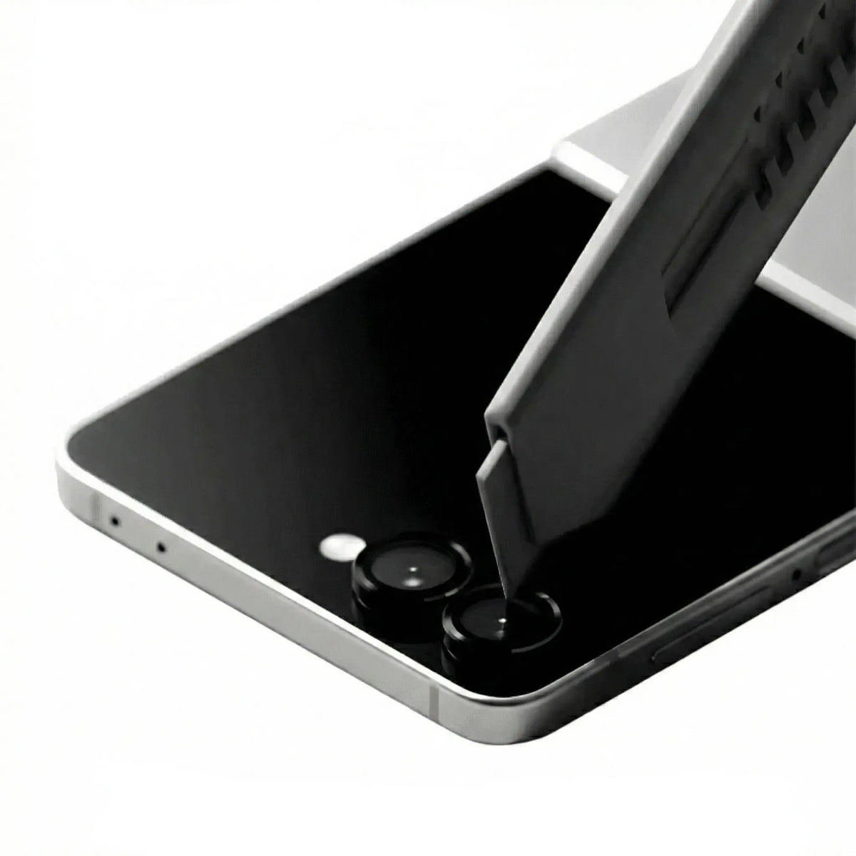 Z Flip tempered glass camera lens protector detail